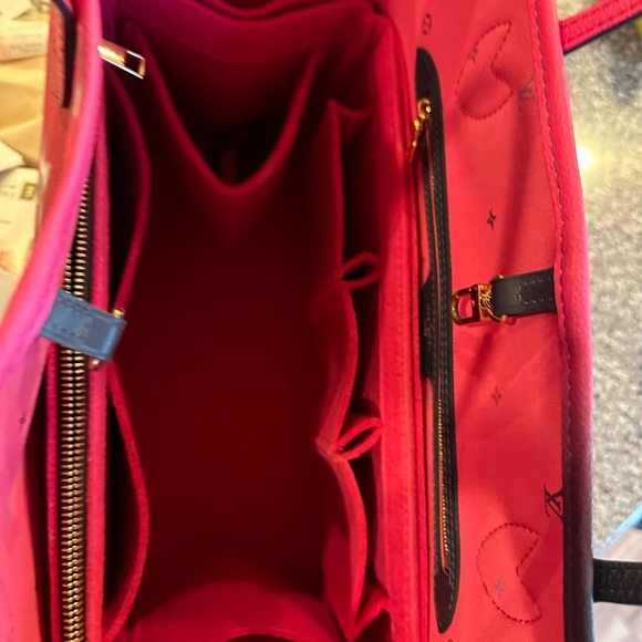 Louis Vuitton pink neverfull - Picture 5 of 7